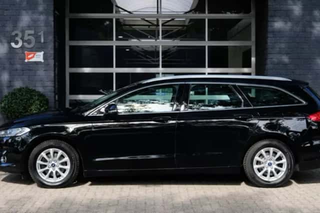 Ford Mondeo (2017) thumbnail 3