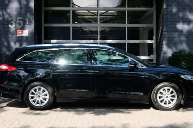 Ford Mondeo (2017) thumbnail 5