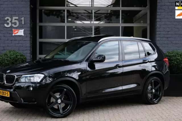 BMW X3 (2013) thumbnail 1