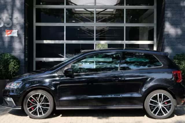 Volkswagen Polo (2015) thumbnail 3