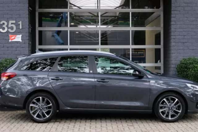 Hyundai i30 (2021) thumbnail 5