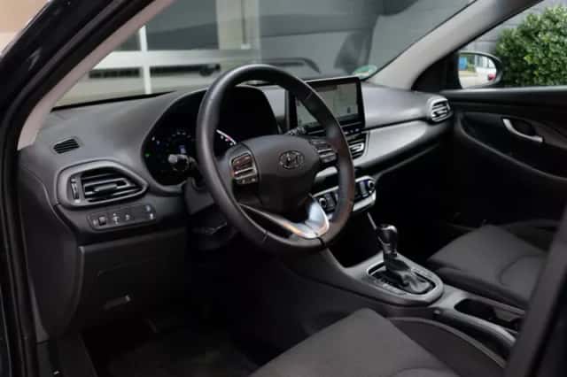 Hyundai i30 (2021) thumbnail 6