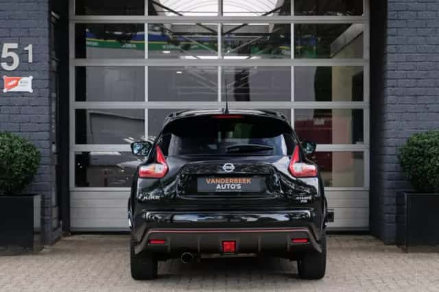 Nissan Juke (2015) thumbnail 4