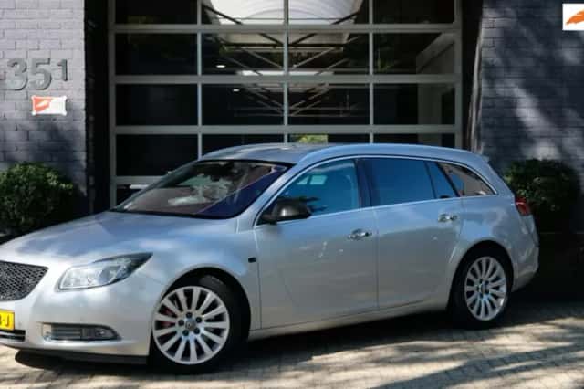 Opel Insignia (2011) thumbnail 1