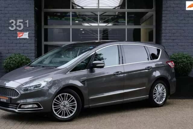 Ford S-Max (2017) thumbnail 1