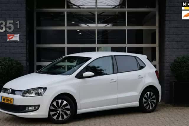 Volkswagen Polo (2017) thumbnail 1