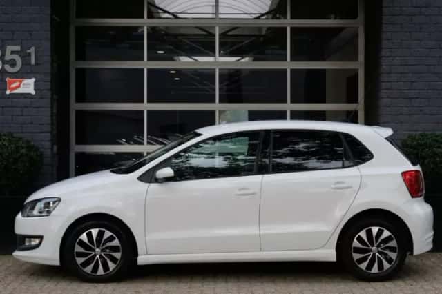 Volkswagen Polo (2017) thumbnail 3