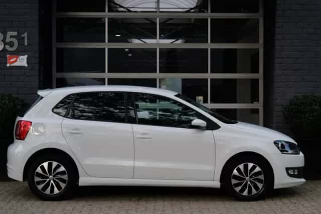 Volkswagen Polo (2017) thumbnail 5