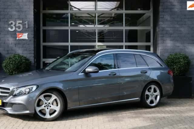 Mercedes-Benz C-Klasse (2017) thumbnail 1
