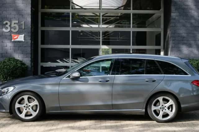 Mercedes-Benz C-Klasse (2017) thumbnail 3