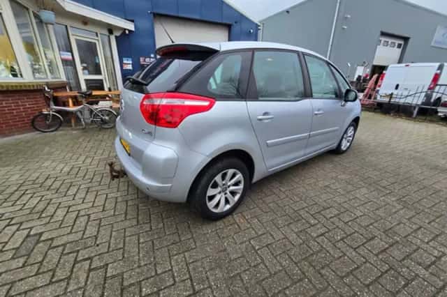 Citroën C4 Picasso (2009) thumbnail 4