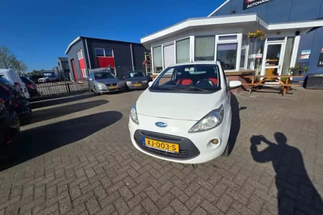 Ford Ka (2009) thumbnail 2