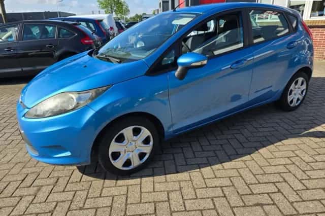 Ford Fiesta (2009) thumbnail 1