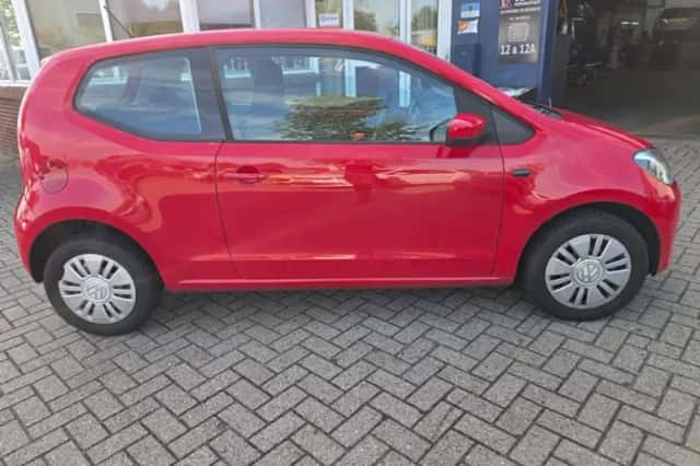 Volkswagen Up! (2012) thumbnail 5