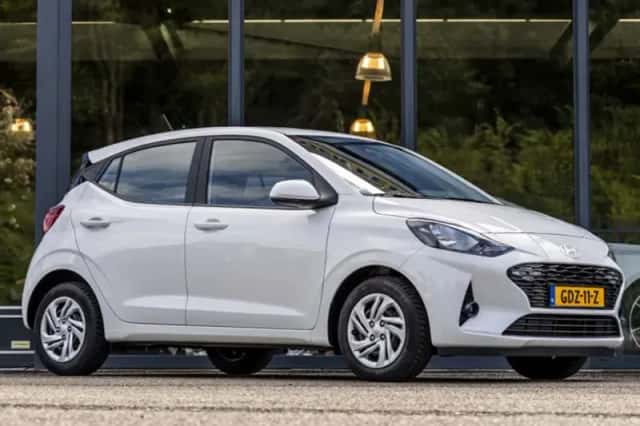 Hyundai i10 (2024) thumbnail 2