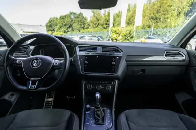 Volkswagen Tiguan (2019) thumbnail 3