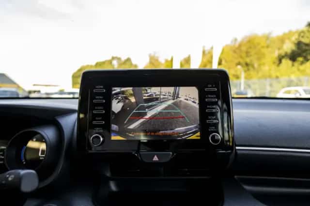Toyota Yaris (2023) thumbnail 5