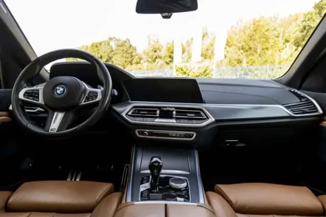 BMW X5 (2021) thumbnail 5