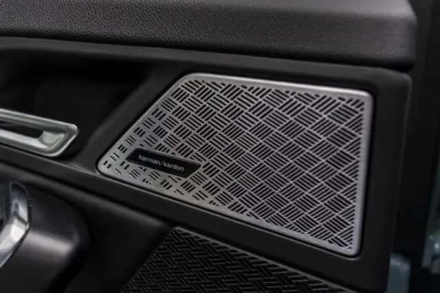 BMW iX2 (2025) thumbnail 5
