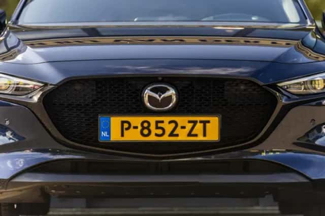 Mazda 3 (2020) thumbnail 6