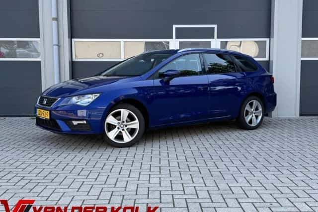 SEAT Leon (2018) thumbnail 1