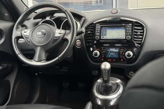 Nissan Juke (2019) thumbnail 3