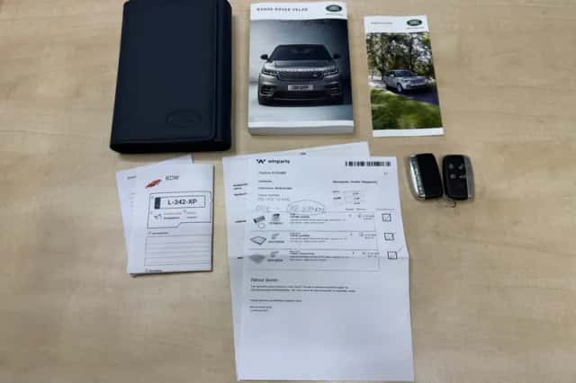 Land Rover Range Rover Velar (2018) thumbnail 4