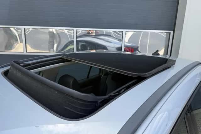 Škoda Enyaq (2021) thumbnail 3