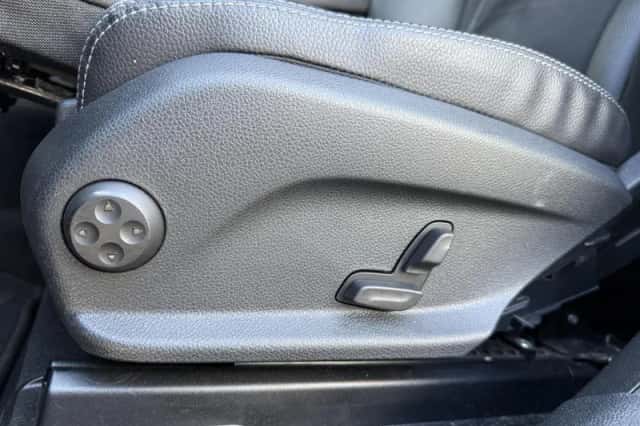 Mercedes-Benz GLC-Klasse (2018) thumbnail 6