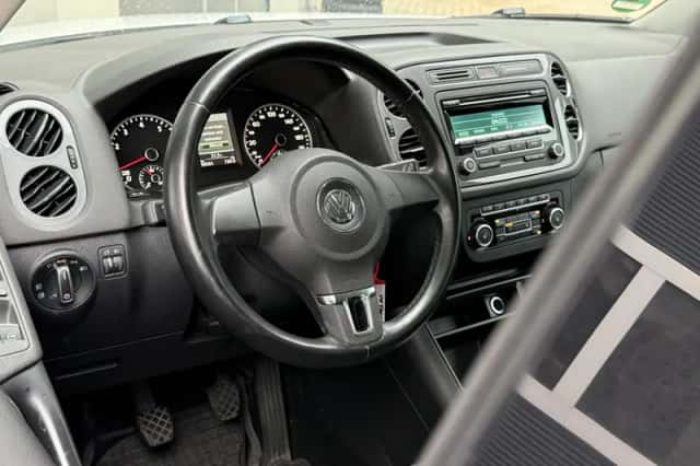Volkswagen Tiguan (2013) thumbnail 6