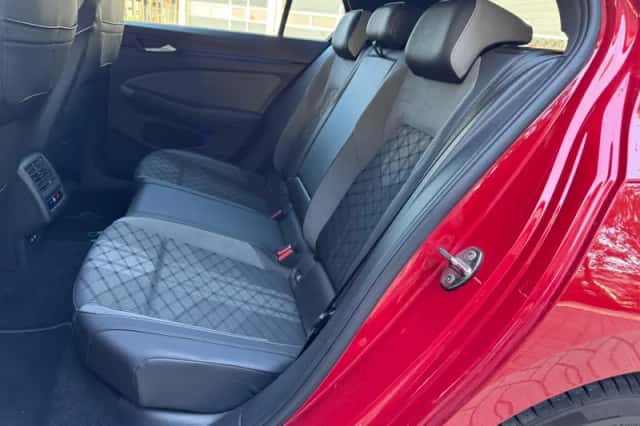 Volkswagen Golf (2021) thumbnail 6