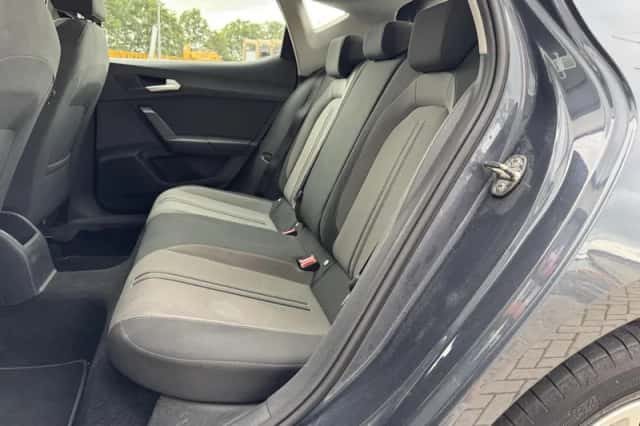 SEAT Leon (2021) thumbnail 6
