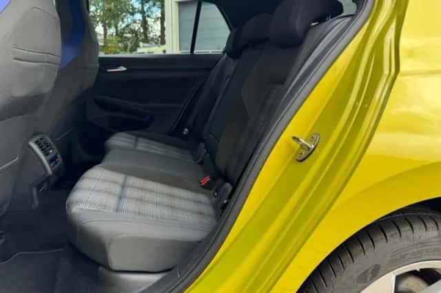 Volkswagen Golf (2021) thumbnail 6