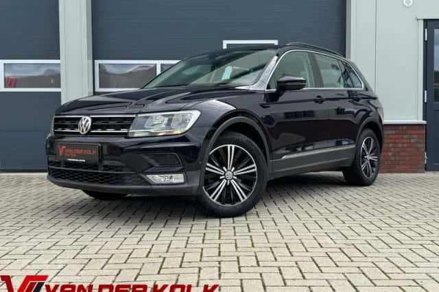 Volkswagen Tiguan (2016) thumbnail 1