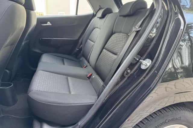 Kia Picanto (2023) thumbnail 6