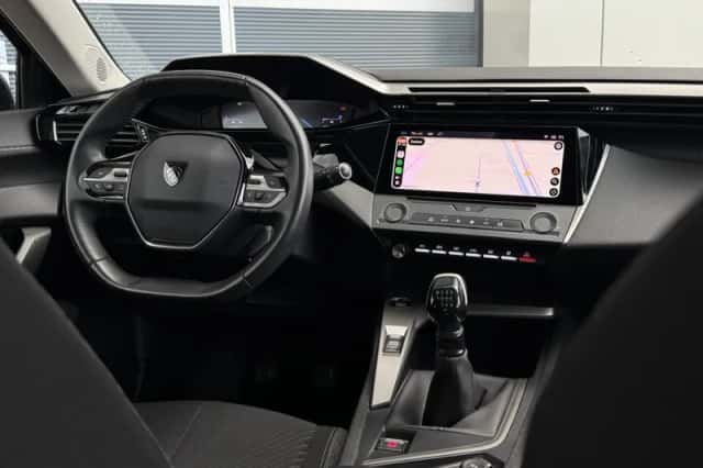 Peugeot 308 (2022) thumbnail 3