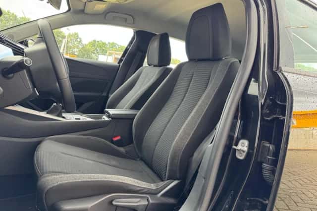 Peugeot 308 (2022) thumbnail 5