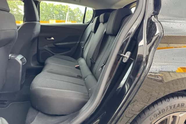 Peugeot 308 (2022) thumbnail 6