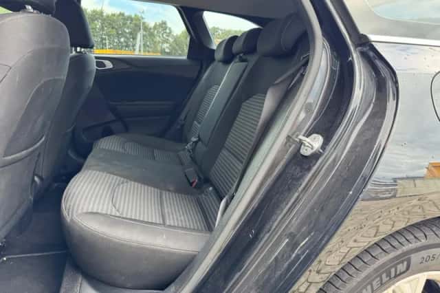 Kia Ceed (2023) thumbnail 6