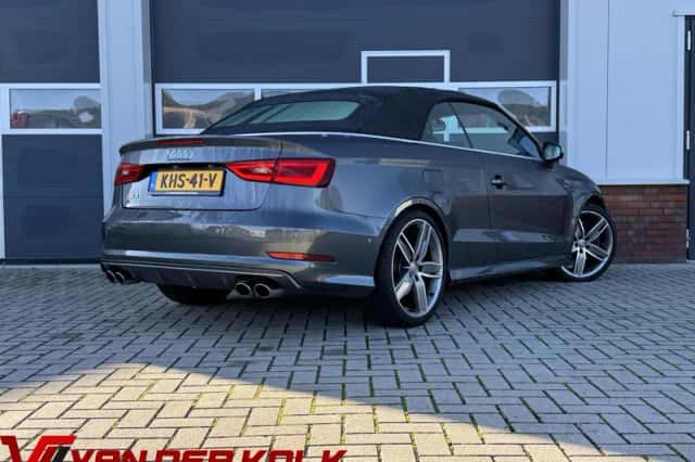 Audi S3 (2016) thumbnail 2