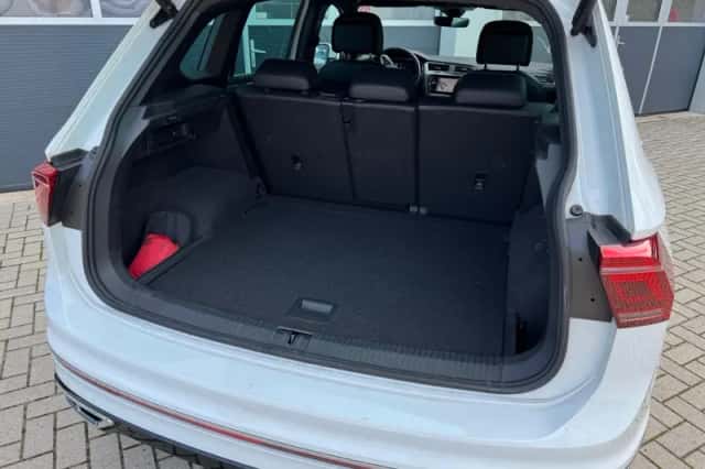 Volkswagen Tiguan (2022) thumbnail 6