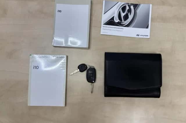 Hyundai i10 (2023) thumbnail 4