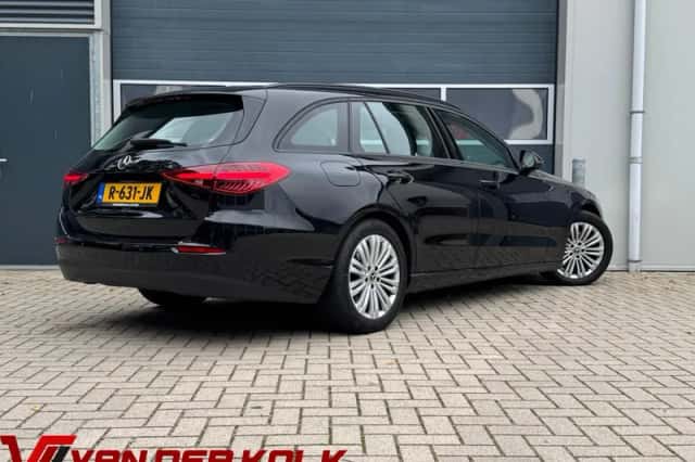 Mercedes-Benz C-Klasse (2022) thumbnail 2