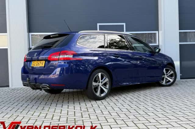Peugeot 308 (2015) thumbnail 2