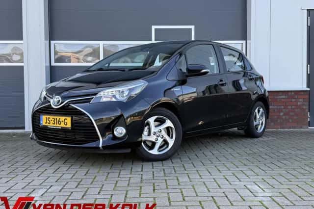 Toyota Yaris (2016) thumbnail 1