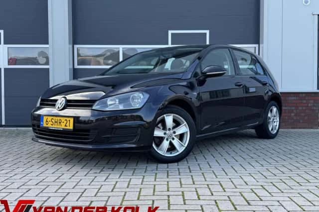 Volkswagen Golf (2013) thumbnail 1