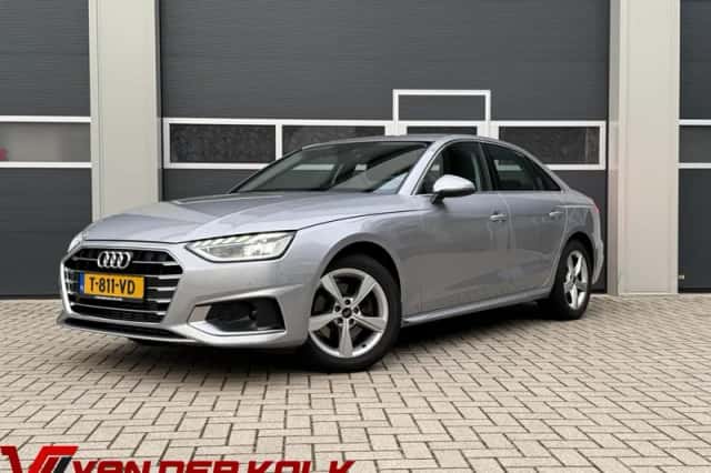 Audi A4 (2023) thumbnail 1