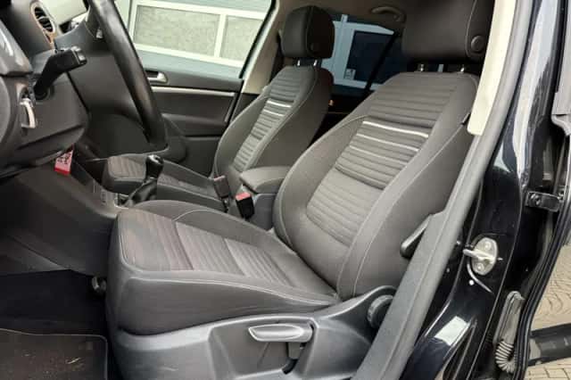 Volkswagen Tiguan (2014) thumbnail 5