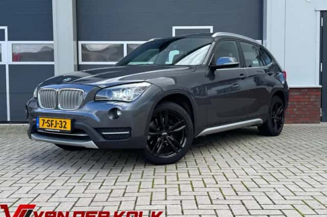 BMW X1 (2013) thumbnail 1