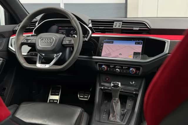 Audi RS Q3 (2021) thumbnail 3